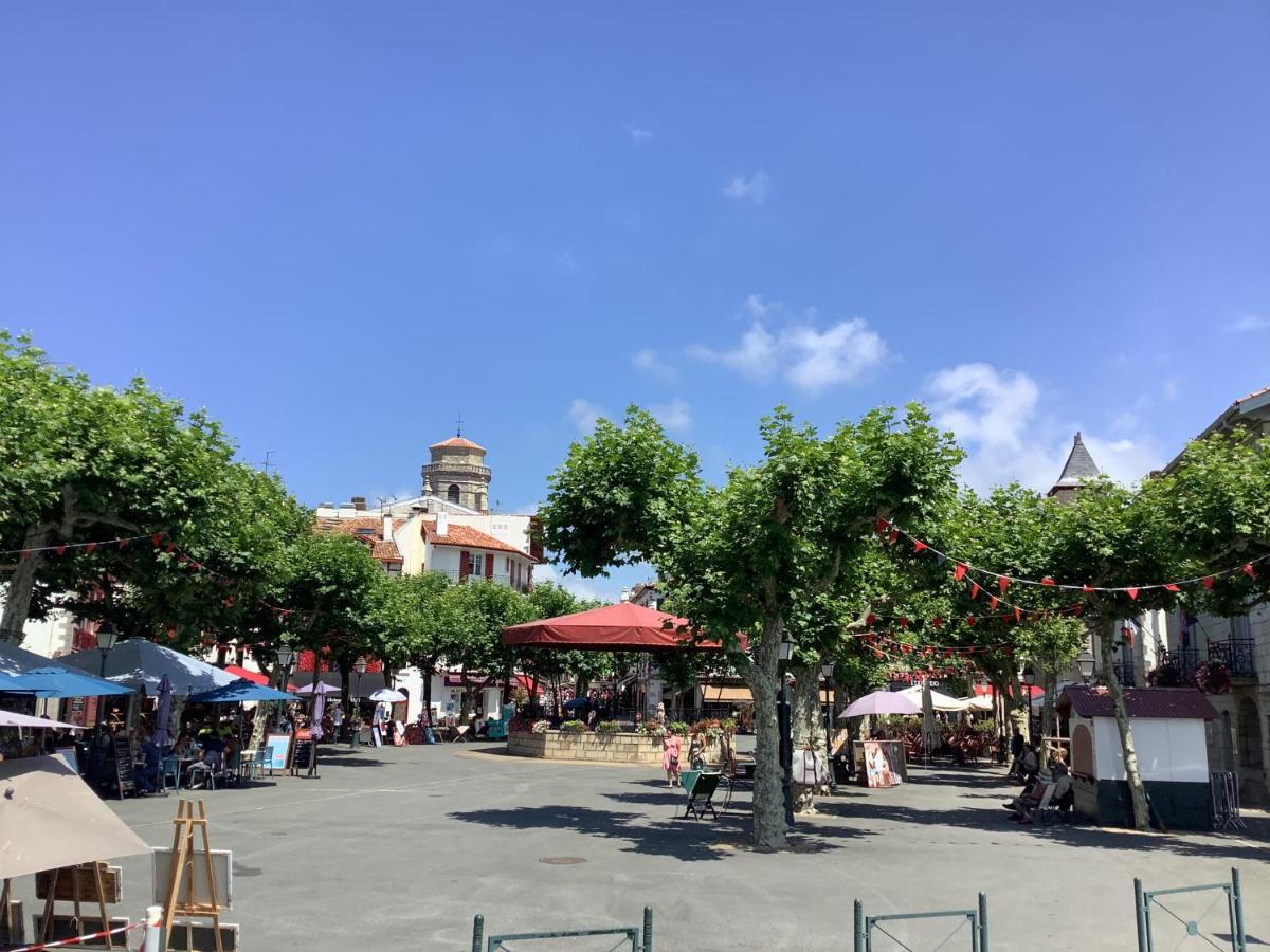 Trinquet Bordatxo Saint-Jean-de-Luz Buitenkant foto